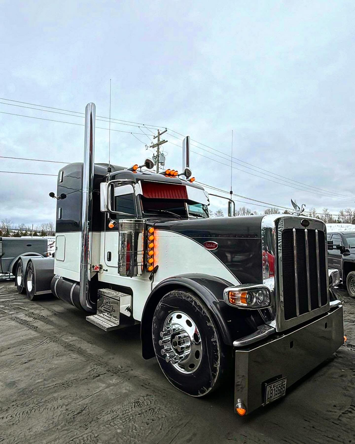 Peterbilt 12-10D visor