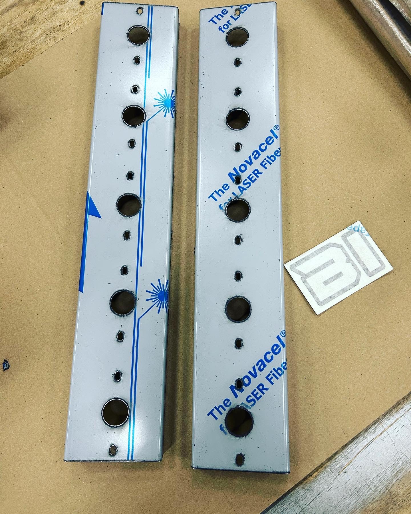 Kenworth 15” watermelon front breather panels