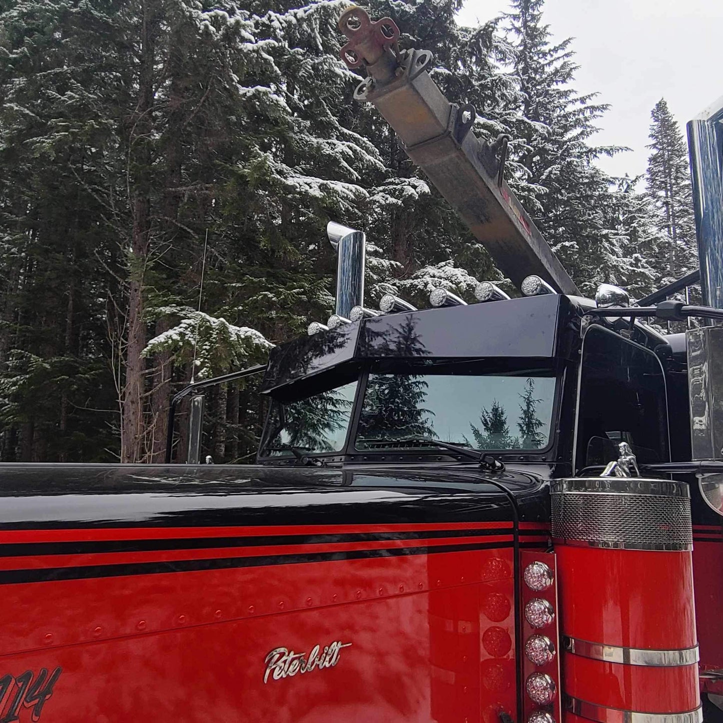 Peterbilt 10-7 visor 3**series cabs