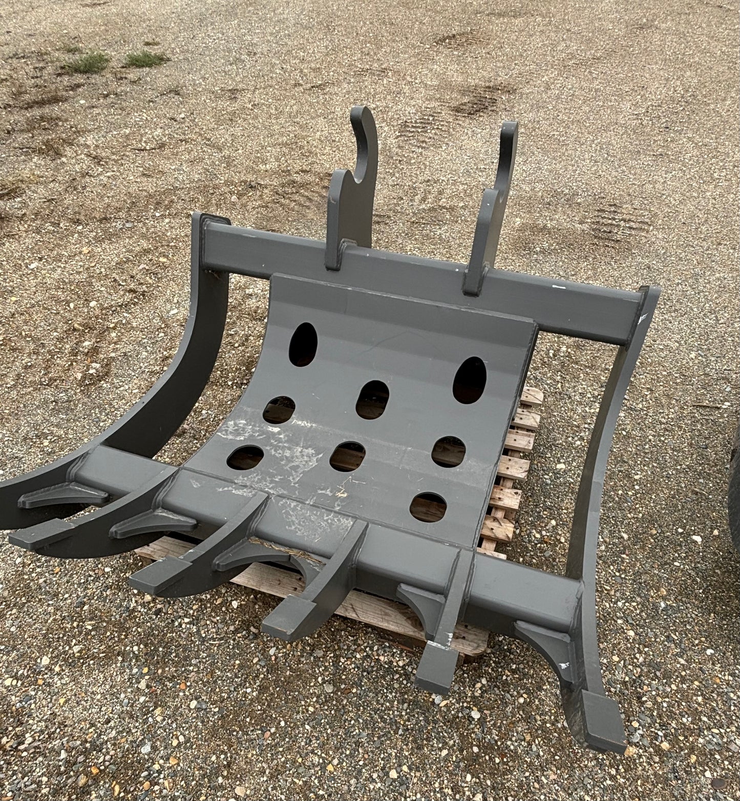 60” excavator root take 200 series WBM