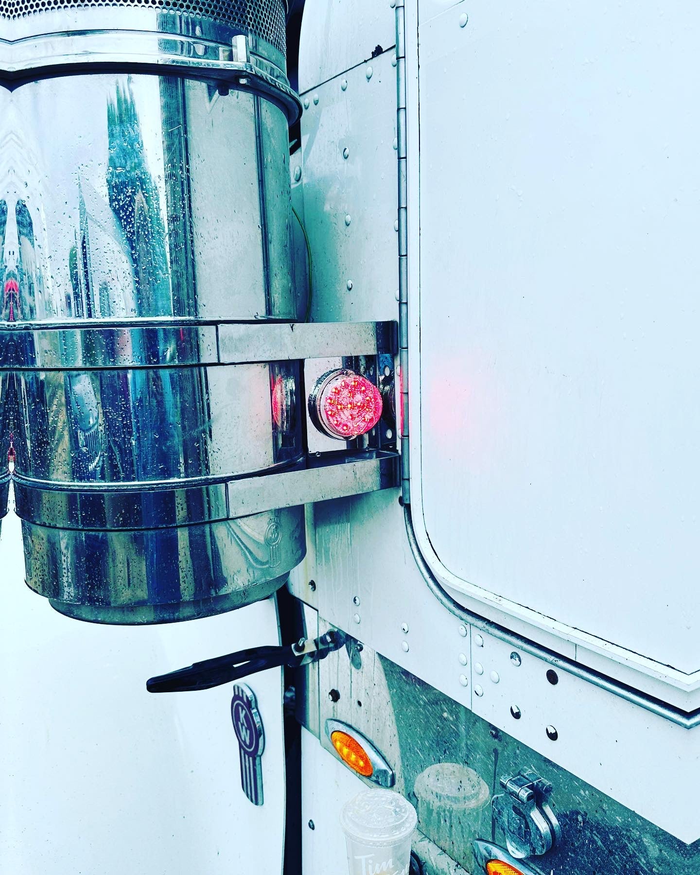 Kenworth 13” rear breather panels