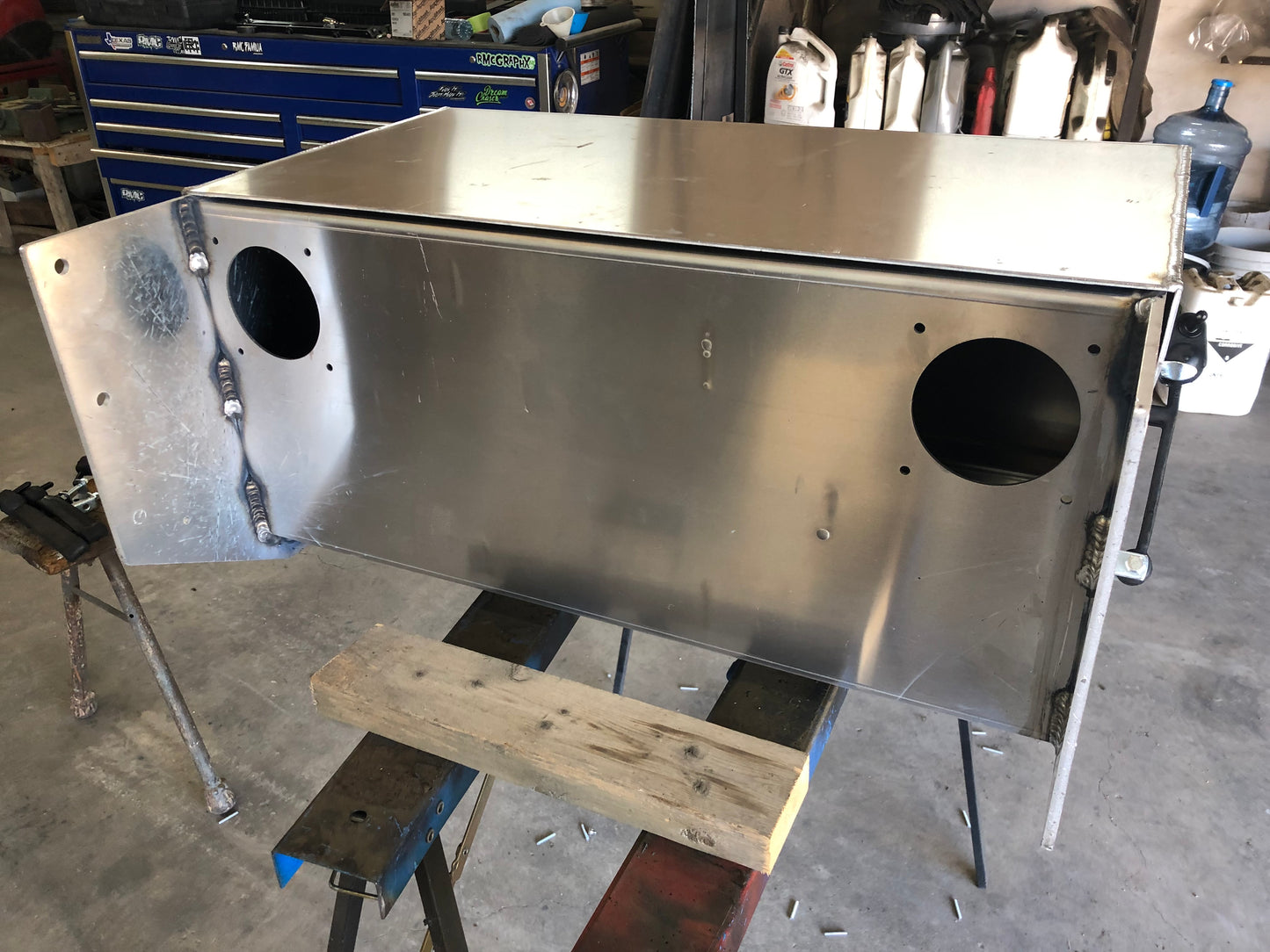 Peterbilt bottom battery tray