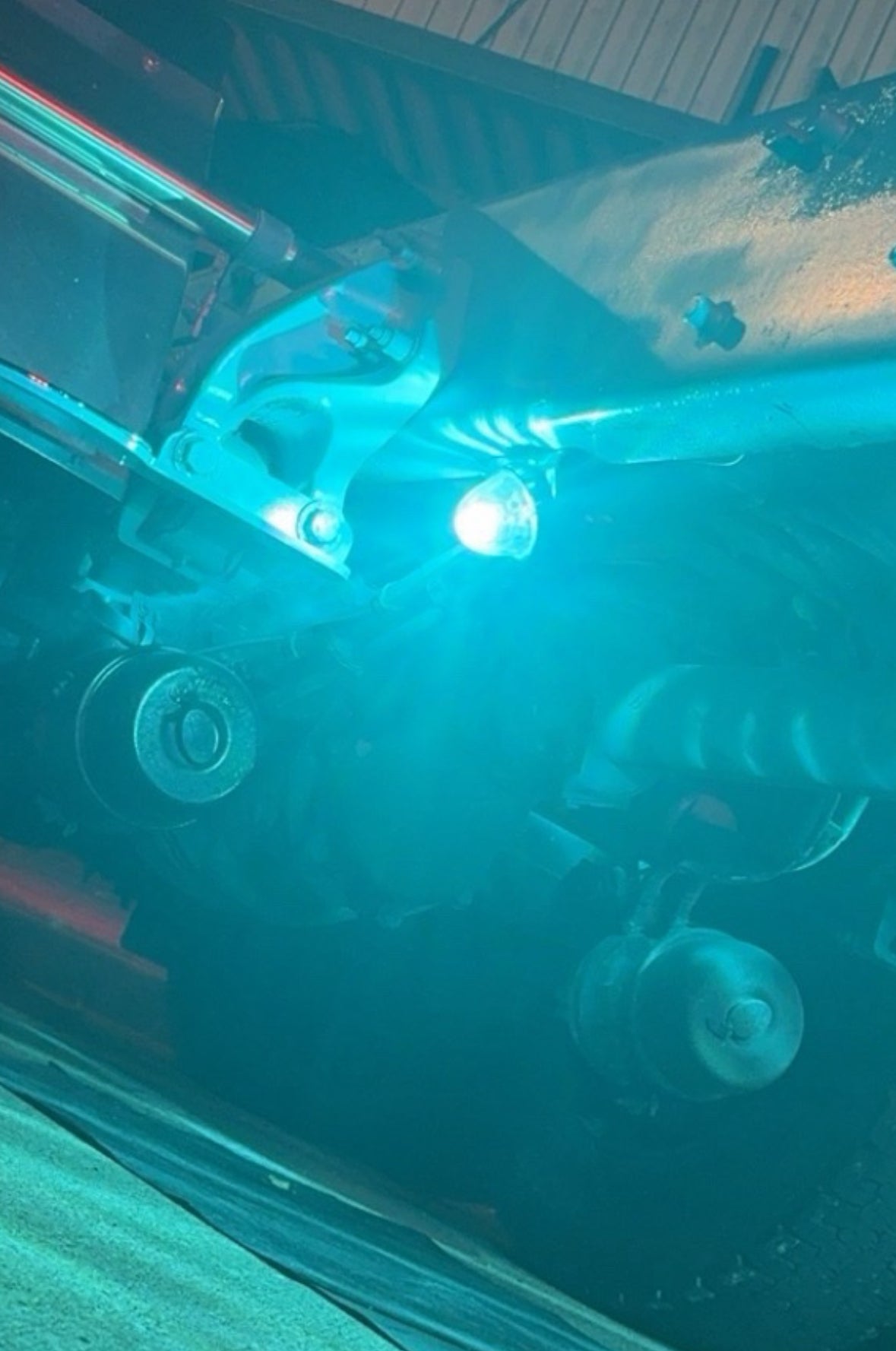 Angled Wm frame brackets