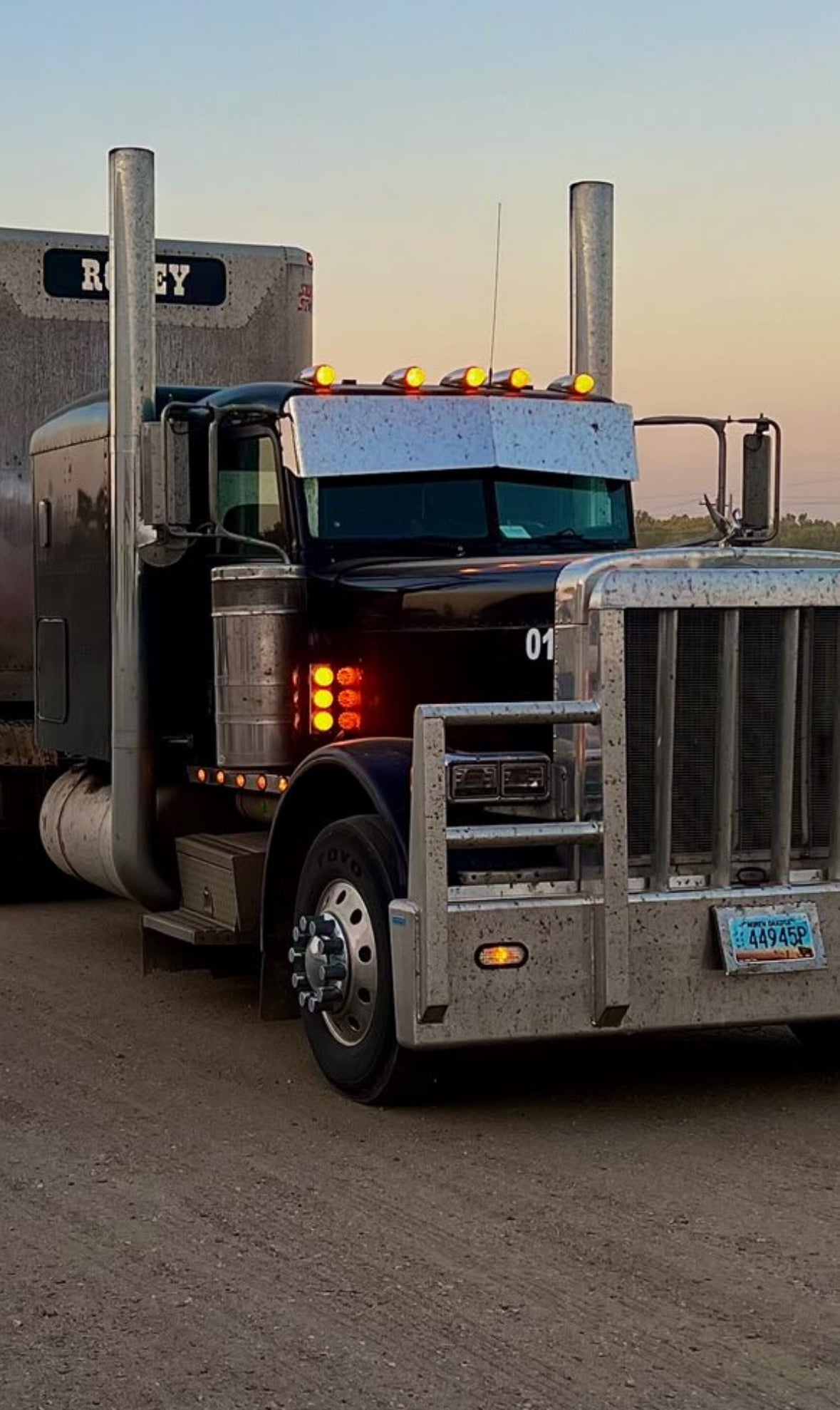 Peterbilt 14-12 RBT visor for 3** series cabs