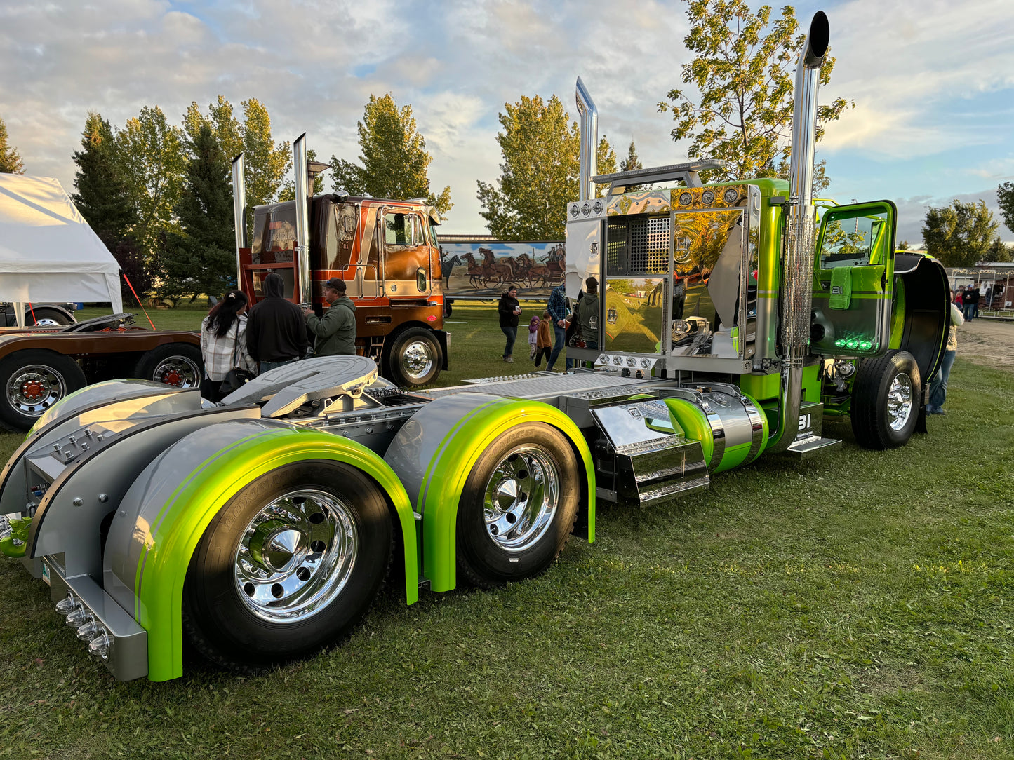 Angled face storage box