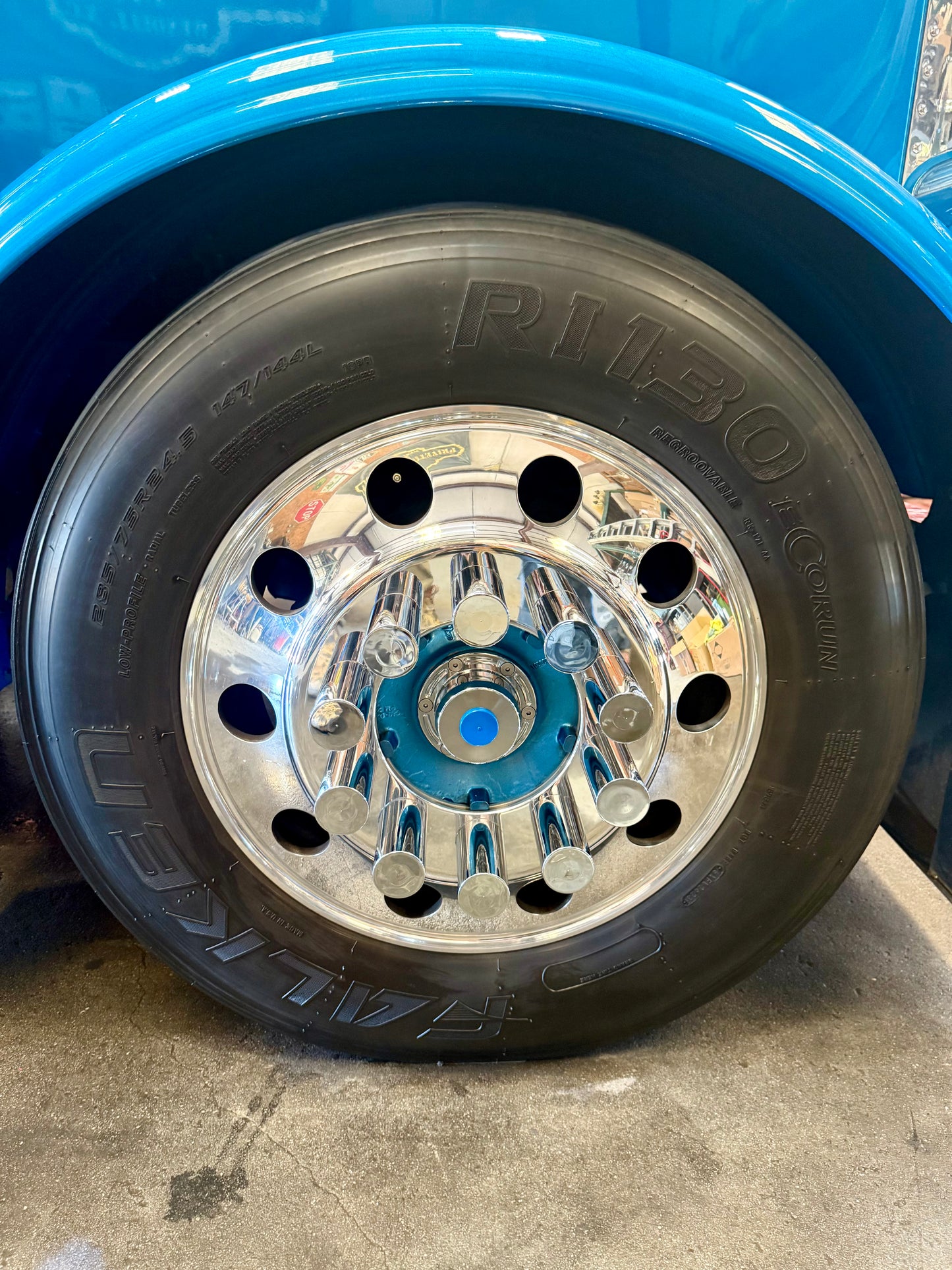 Chrome billet alum hub oilers 4.5”