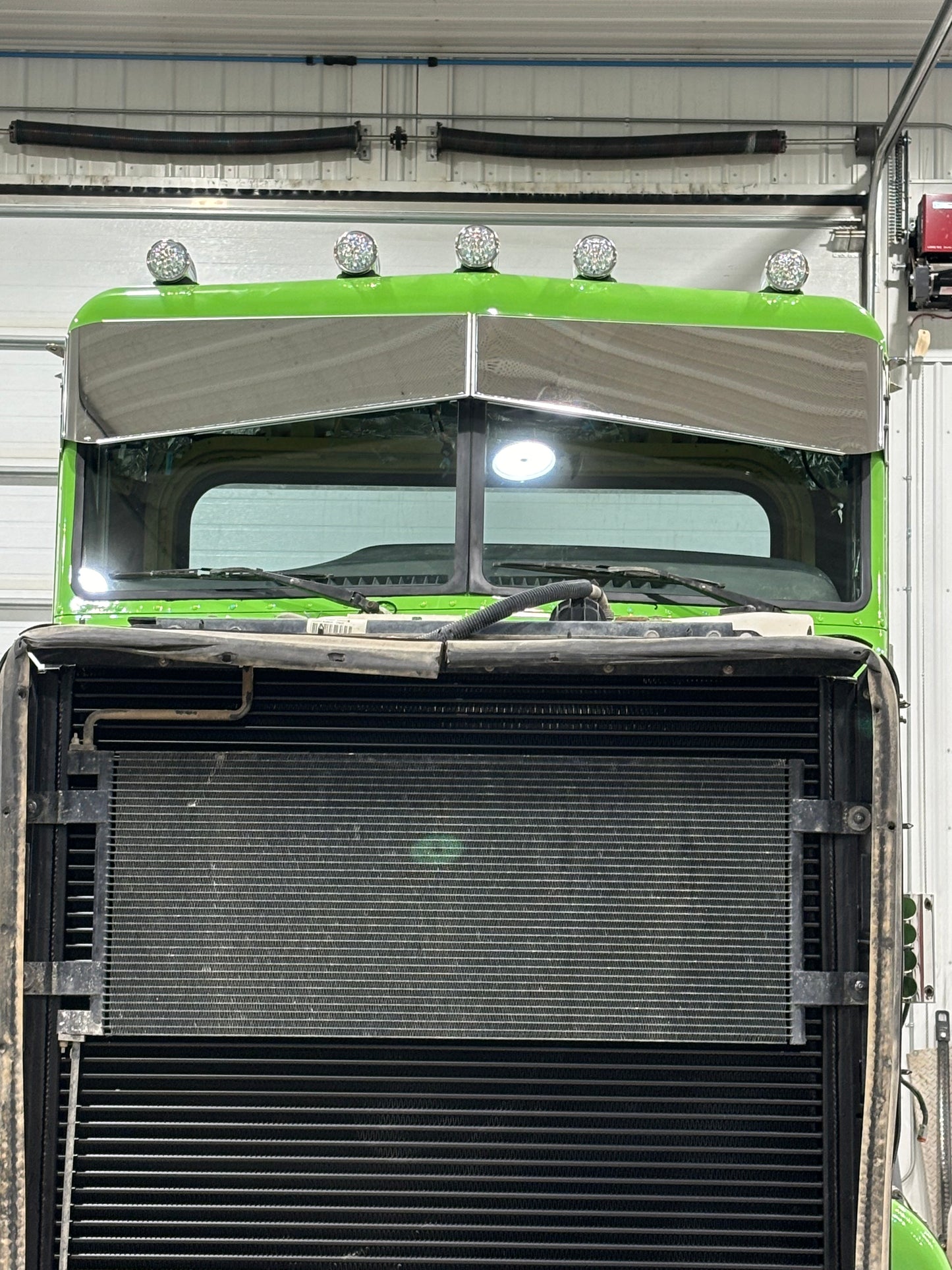 Peterbilt 10.5-7” RBT visor for 3** series cabs