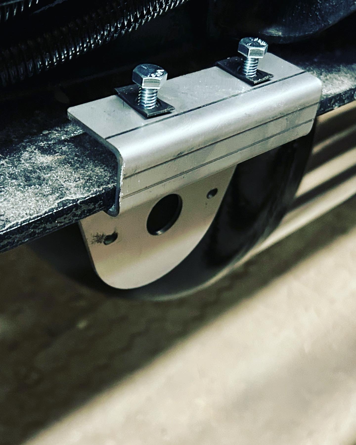 Straight WM frame bracket