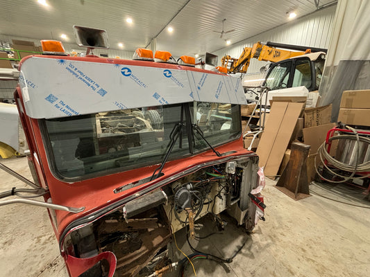 Kenworth flatglass 11.5x8.5 reverse bow tie