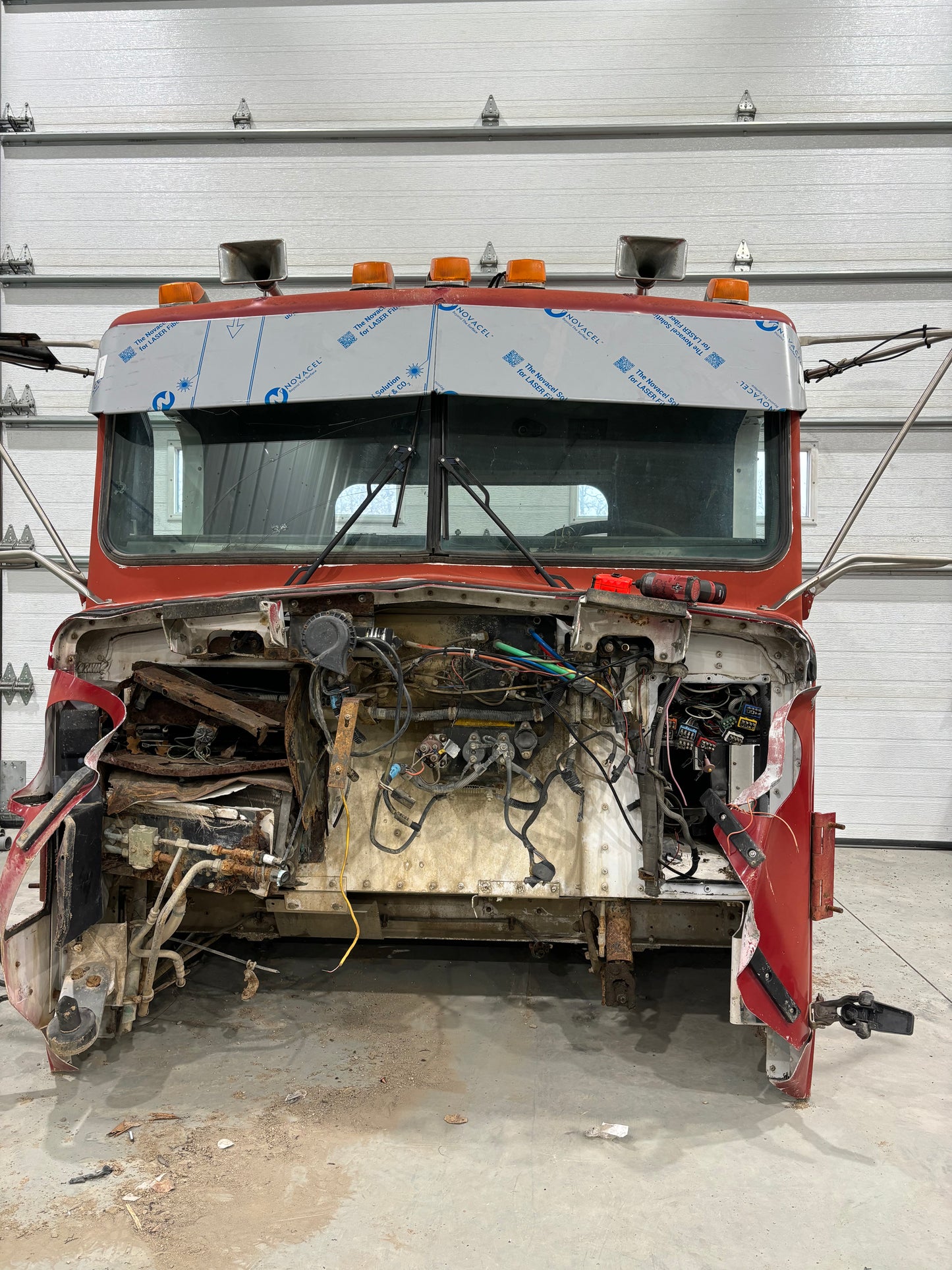 Kenworth Flat Glass 9.5” visor