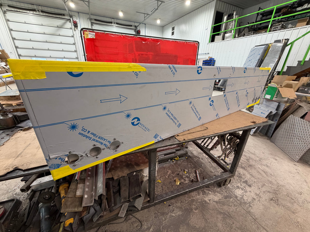 19” peterbilt 379 blind mount with 6 wm holes