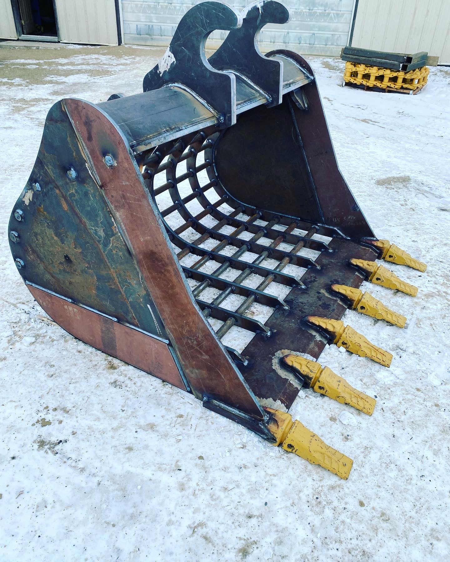 66” skeleton 200series WBM excavator bucket