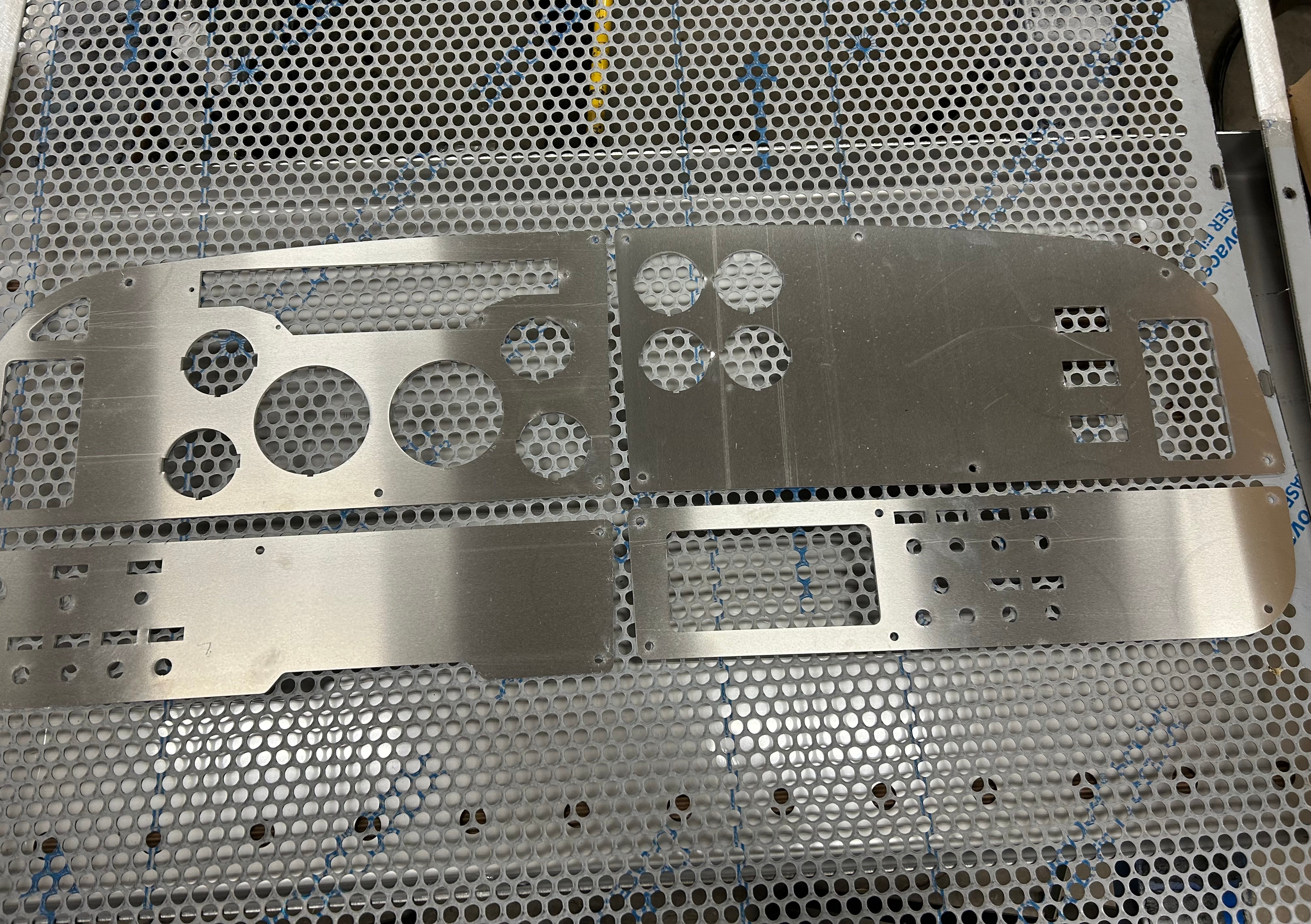 Peterbilt Dash Shell 2001-2005 Peterbilt round dash panels – Beger Industries Inc