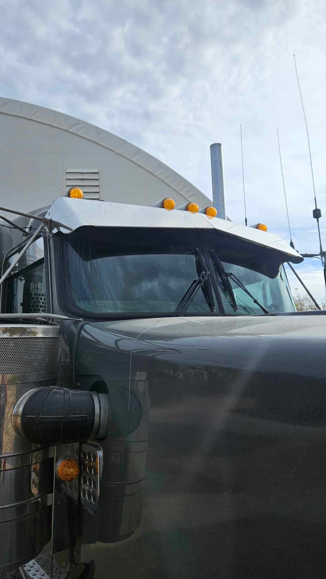 Kenworth 14-9 poke round glass visor