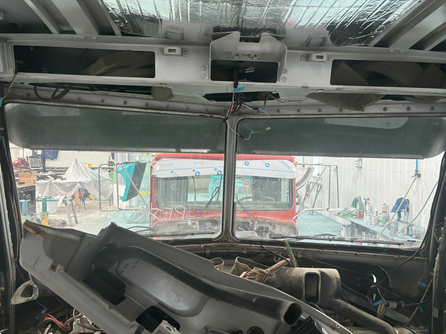 Peterbilt 3** series straight 9” visor